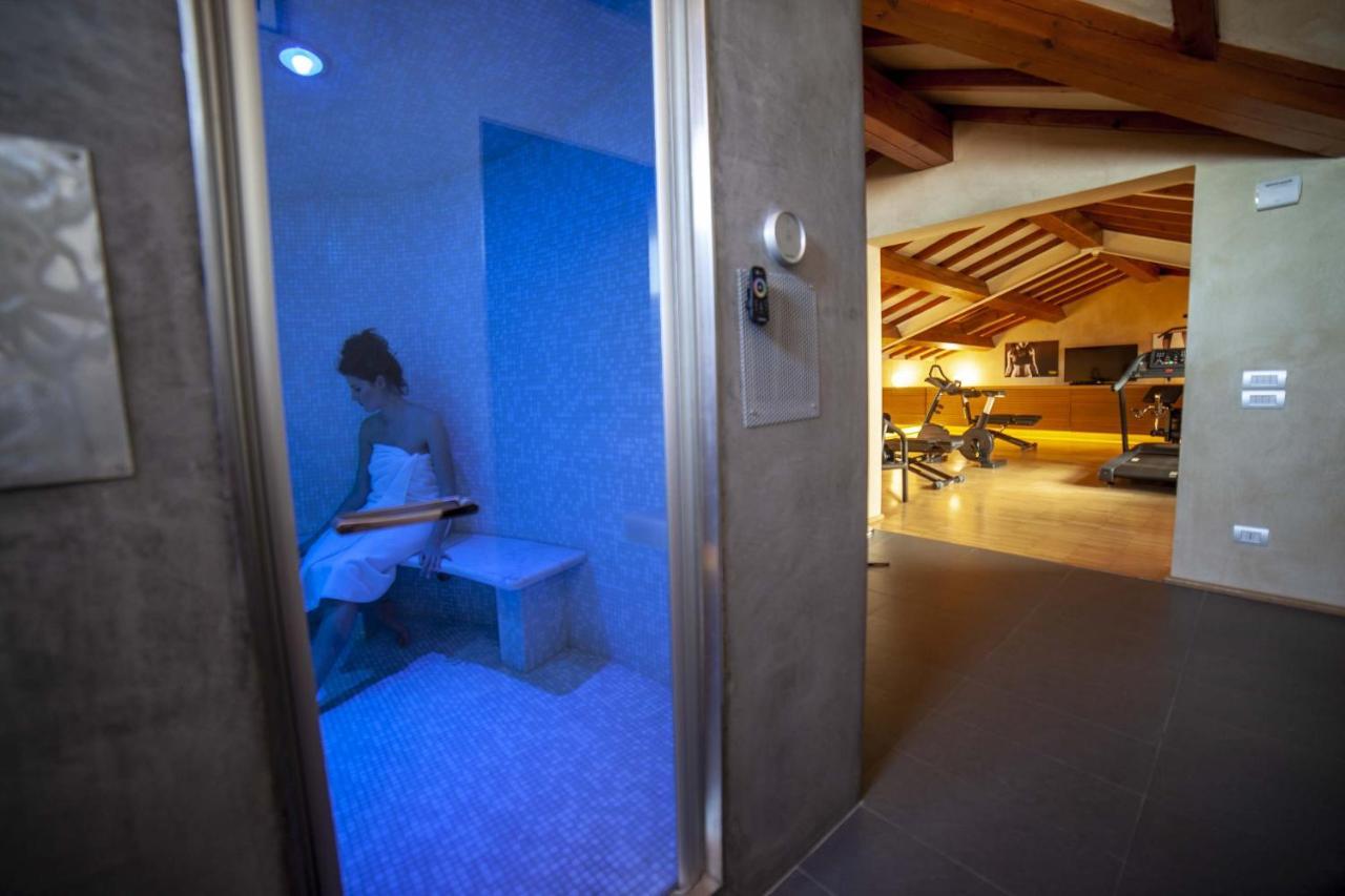 Hotel Rua Frati 48 In San Francesco โมดินา ภายนอก รูปภาพ