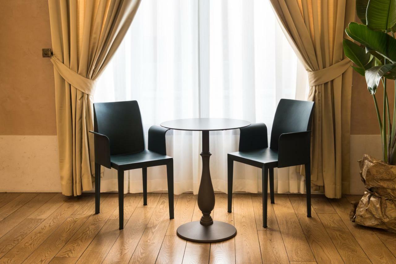 Hotel Rua Frati 48 In San Francesco โมดินา ภายนอก รูปภาพ