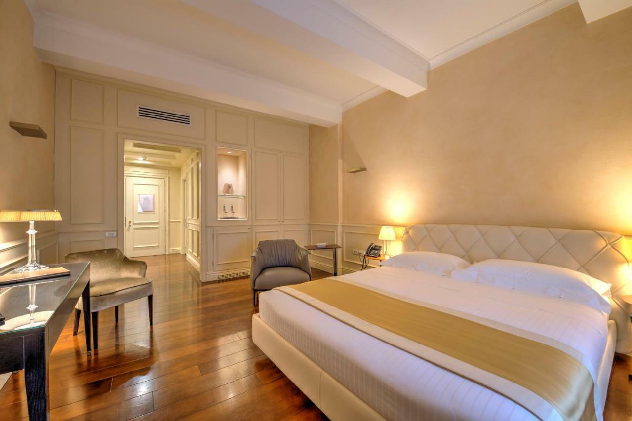 Hotel Rua Frati 48 In San Francesco โมดินา ภายนอก รูปภาพ