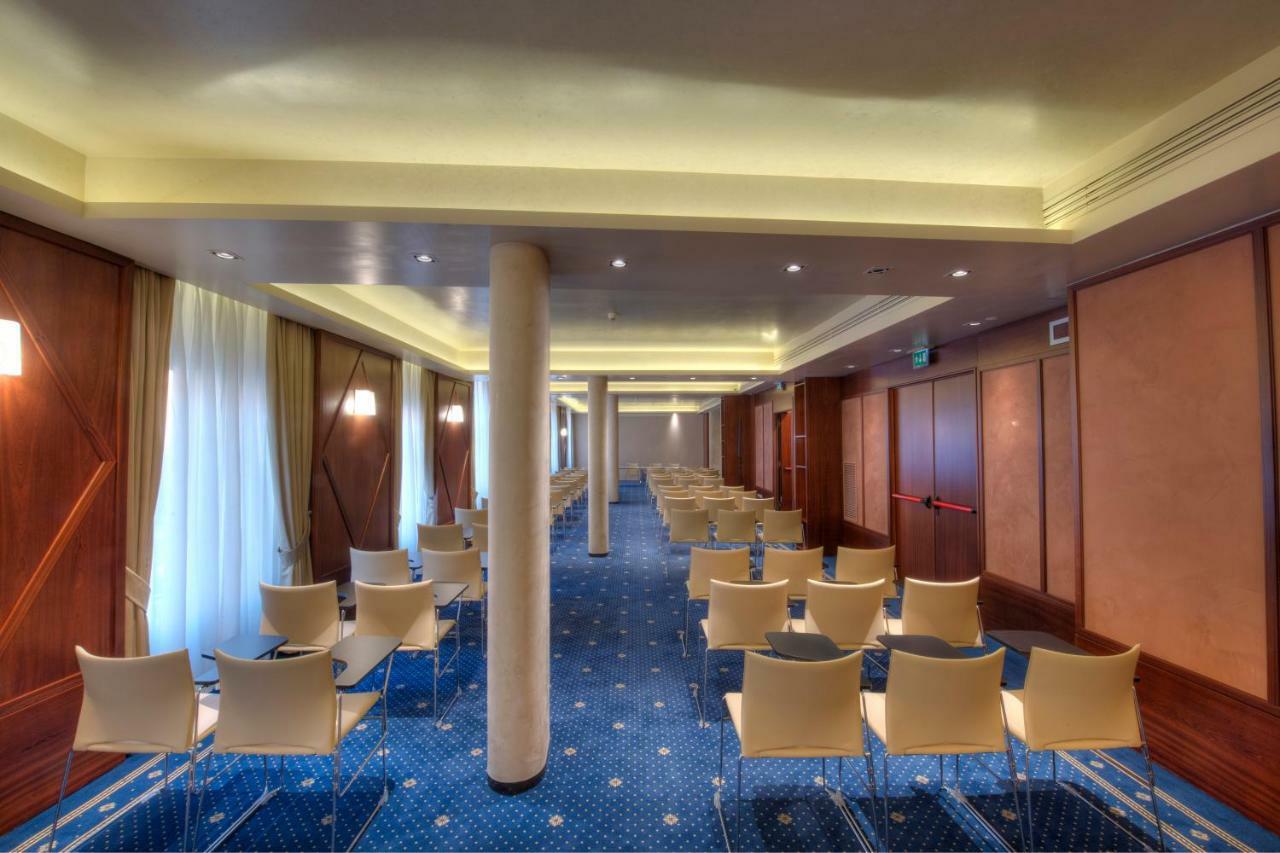Hotel Rua Frati 48 In San Francesco โมดินา ภายนอก รูปภาพ